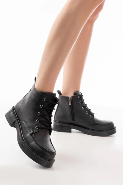 02-2001 Siyah Bağcıklı Fermuarlı Günlük Kadın Bot ürün görseli