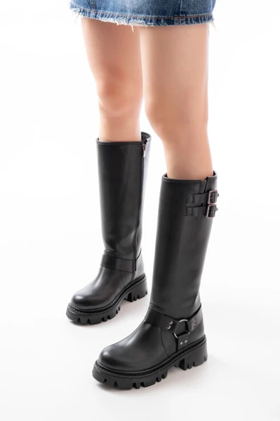 868-3026 Siyah Toka Aksesuarlı Fermuarlı Günlük Kadın Çizme ürün görseli