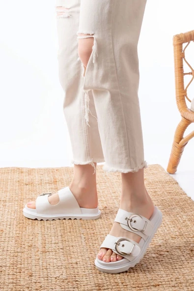 Dm-6010 Beyaz Toka Aksesuarlı Günlük Kadın Terlik - Resim 2