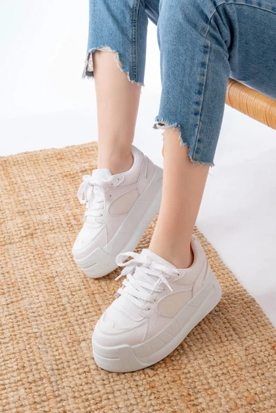 Sp-190 Beyaz Garni Bağcıklı Fileli Yüksek Taban Günlük Spor Ayakkabı ürün görseli