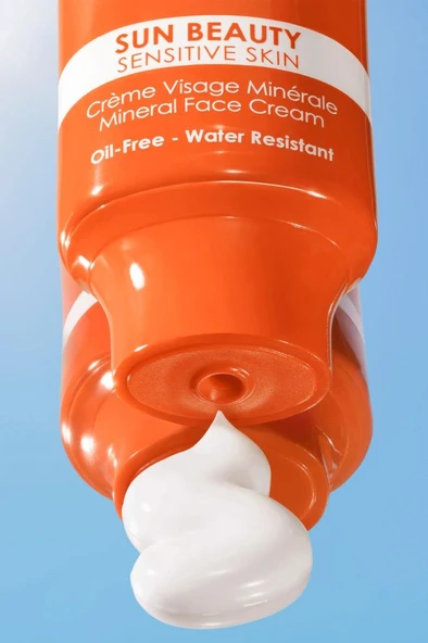 Lancaster Sun Beauty Sensitive Skin Mineral Face Cream SPF50 50 ML - 6