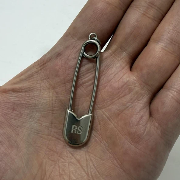 Raf Simons Gümüş Çatal İğne Charmı 6,70 Gram - 4