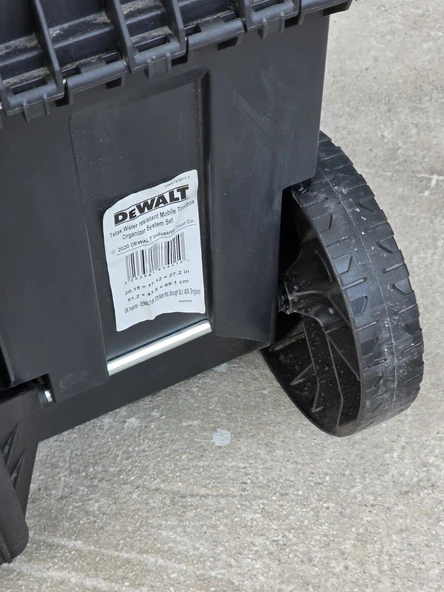 Dewalt TSTAK Ağır Hizmet Tipi Tekerlekli Derin Takım Çantası DW004 (Çıtır Darbeli) - Resim 4