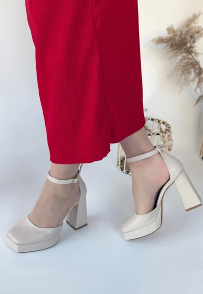 Kawer Bej Cilt Topuklu Ayakkabı - Resim 3