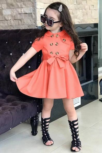 Kız Çocuk Önü Düğmeli Ve Beli Kuşaklı Nar Çiçeğiı Elbise