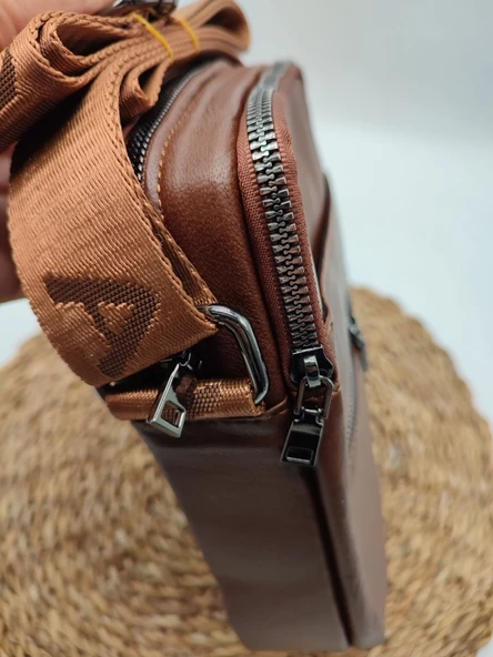 Kendinden Askılı Deri Kol Çantası Taba Renk - 3