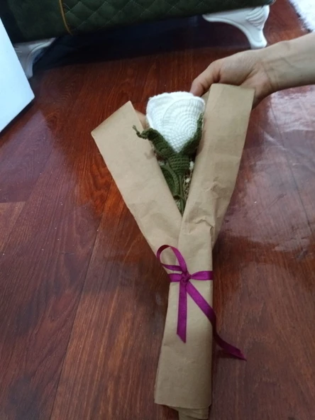 Gül tekli