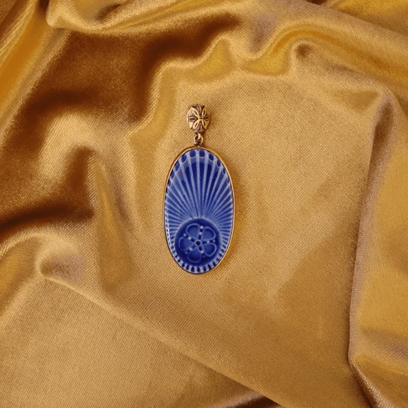 Fısıltı Çiçeği Bronz Çini Taşlı Çelik Zincir Kolye - Resim 3