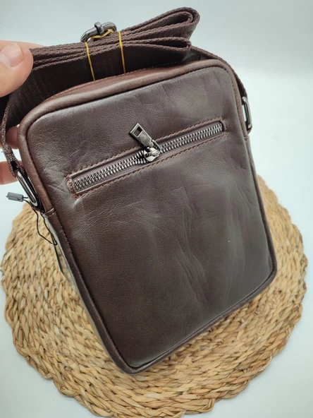 Kendinden Askılı Deri Kol Çantası Kahve Renk - 2