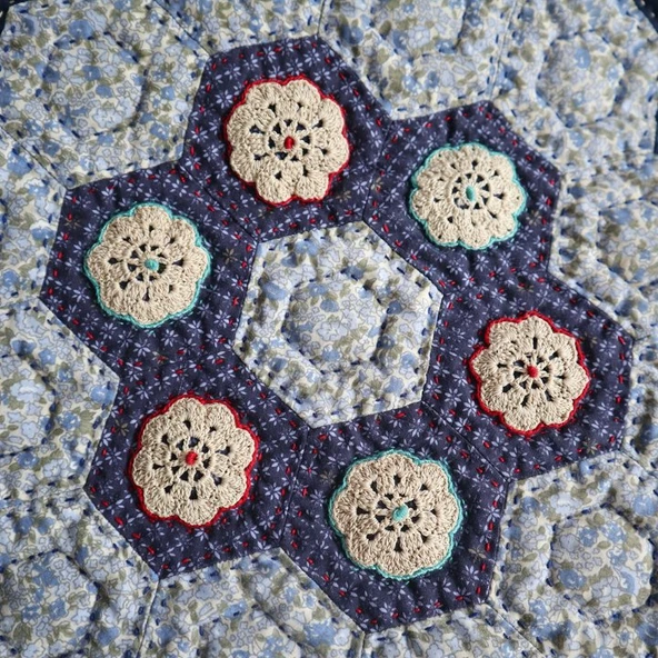 Dantel Motifli Patchwork Masa Örtüsü - 5