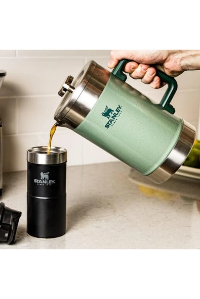 Stanley 48oz Classic Vac French Press H. Green Eu - 6