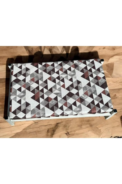 Kedi - Köpek Yatağı İronbed Model 30*50 Cm Şık Tasarım Rahat ve Yıkanabilir Minder Yatak Dahil - 2
