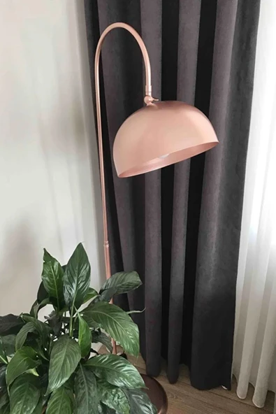 Lambader Bakır Metal Gövde Modern Tasarım Ayarlanabilir Başlık Yerden Dekoratif Aydınlatma 160 cm