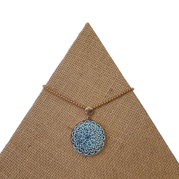 Tatlı Huzur Bronz Çini Taşlı Çelik Zincir Kolye ürün görseli