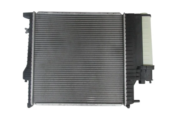 BMW 3 SERI- E36- SD/COUPE- 91/98; SU RADYATÖRÜ 316/318/320/323/325/328 İ (BRAZİNG)(440X438X32)MANUEL - 2