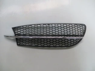 ALFA ROMEO 147- 01/05; ÖN TAMPON PANJURU SOL SİYAH (ÇITASI NİKELAJLI) (TW) - Resim 2