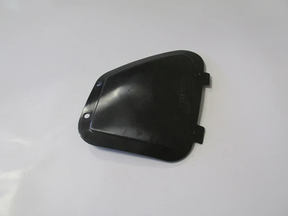 BMW 5 SERI- F10- 10/16; ÖN ÇAMURLUK DAVLUMBAZI ÜST KAPAĞI SAĞ (PLASTİK ENJEKSİYON) - 1