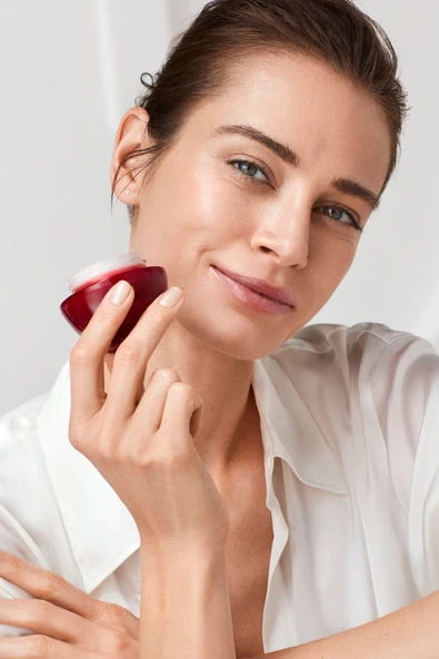 AVON Anew Reversalist Yenileyici Gece Yüz Kremi 50 Ml. - 6