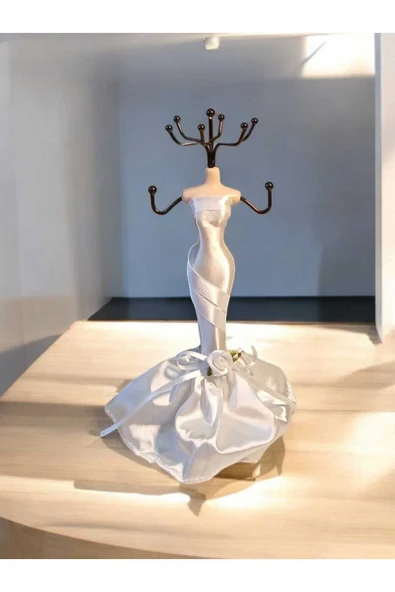 Yenigeldi Beyaz Renk (20 CM) Moda Heykel Şeklinde Takı Standı, Takılık, Küpelik, Takı Dolabı Düzenleyici - 2