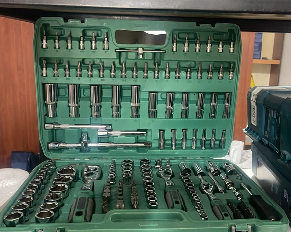 Helty 172 Parça Lokma Takımı (1/2" 3/8" 1/4" 72 Diş)