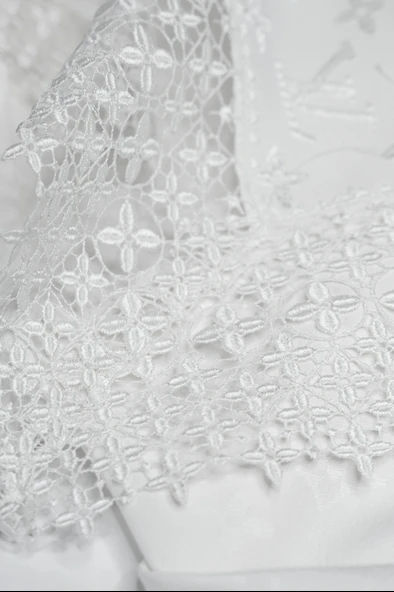 Louis Vuitton Masa Örtüsü 160*220 Cm "BRODE GÜPÜRLÜ" KDK İplik Özel Jakar Dokuma Dertsiz Leke Tutmaz Özel Kutulu - 4