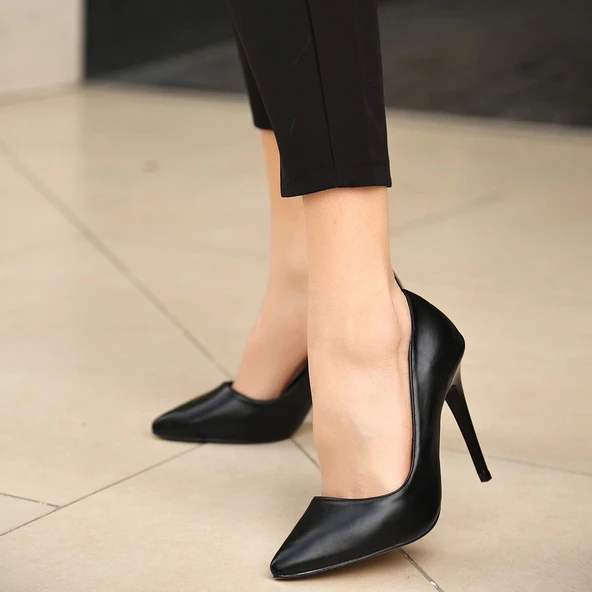 Jilya Siyah Cilt Stiletto Ayakkabı - 4