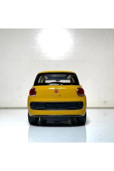2013 Fiat 500L 1/36 Ölçek Welly Diecast Metal Model Araba Oyuncak Araba - 3