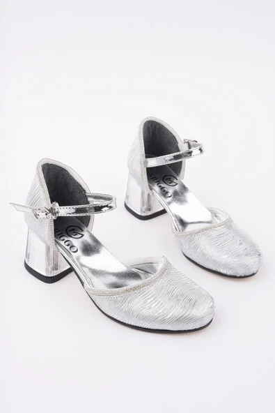 Muggo BLOSSOM Bilekten Bağlamalı Simli Işıklı Kız Çocuk Kısa Topuklu Ayakkabı - 2