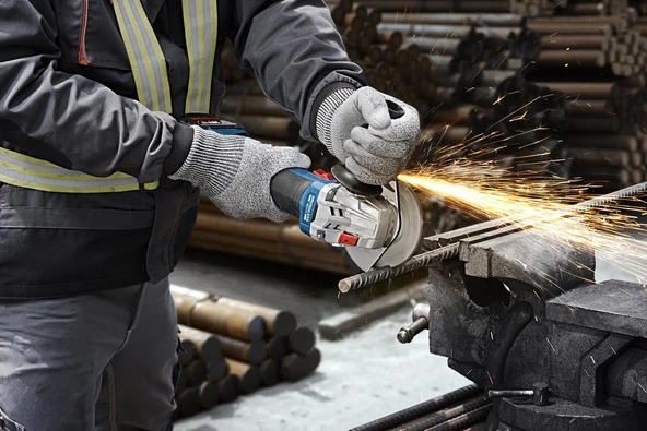 Bosch GWS 18V-8 2x5.0Ah Çift Akülü Taşlama - 3