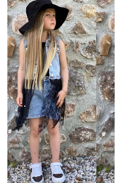 Kız Çocuk Bisiklet Yaka Penye Bluz Dantel İşlemeli Siyah Tüllü Jean Ceket Şapkalı Şortlu Takım