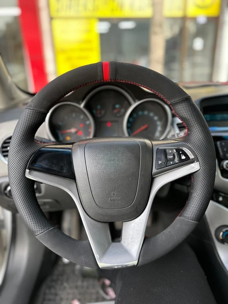 Chevrolet Cruze Araca Özel Direksiyon Kılıfı ürün görseli