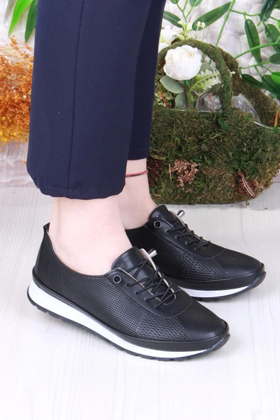 Fort 701-5 Anatomik Rahat Lazer Baskılı Lastik Bağcıklı Kadın Ayakkabı - 2