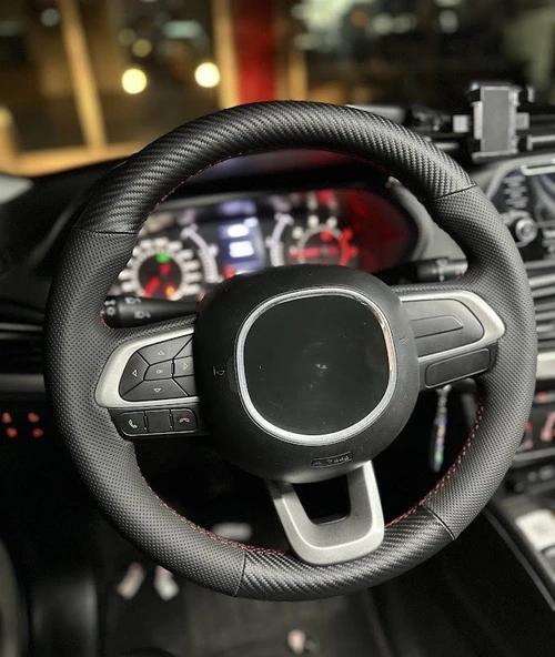 Fiat Egea Uyumlu Araca Özel Direksiyon Kılıfı (Nokta Karbon Kırmızı Dikiş) - Resim 3