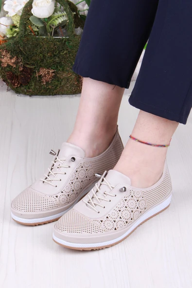 Fort 701-3 Anatomik Rahat Lazer Baskılı Delikli Lastik Bağcıklı Kadın Ayakkabı - Resim 6