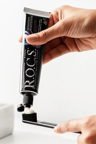 R.O.C.S. Rocs Sensation Whitening Beyazlatıcı Ağız Bakım Seti - 2 Macun Ve 2 Fırça - 6