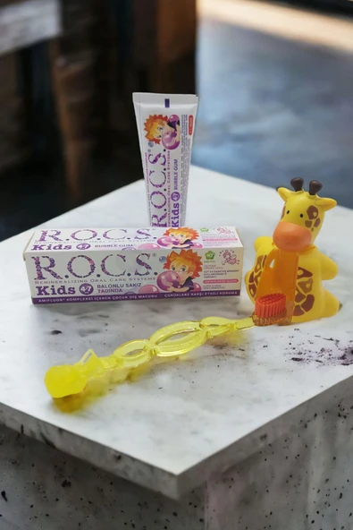 R.O.C.S. Kids 4-7 Yaş Komple Ağız Bakım Seti -balon Macun + Kids Fırçası +zürafa Saklama Kabı - Resim 3
