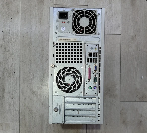 2. EL HP Compaq dc5700 Core 2 Duo E7500 - 128 GB SSD - 6 GB RAM - 2