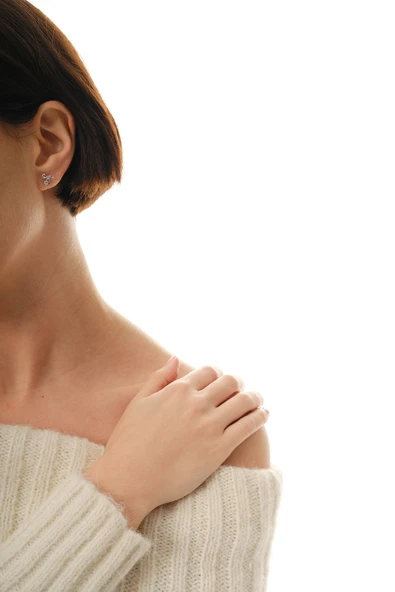 Gümüş rodyumlu zirkon taşlı zarif fiyonk küpe SGTL12830RODAJ - Resim 2