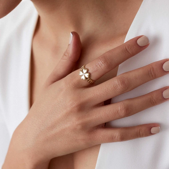 8 Ayar Altın 4 Yapraklı Yonca Desenli Kadın Yüzük - 3