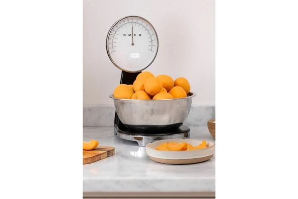 Smeg 50's Style Retro Siyah Analog Mutfak Tartısı KSF01BLWW - 5