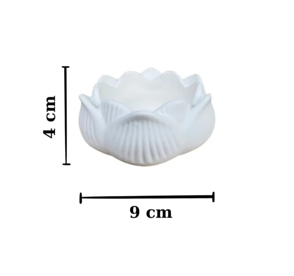 Lotus Çiçeği Şeklinde Mumluk ürün görseli 1