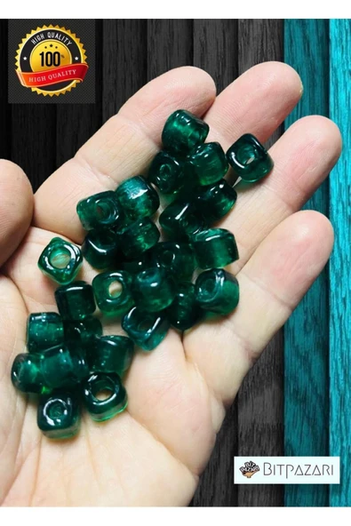 6 Adet El yapımı Kare Cam Boncuk - Kolye ucu , Halhal ucu  - ( 1cm X 1cm kare )