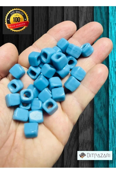 6 Adet El yapımı Kare Cam Boncuk - Kolye ucu , Halhal ucu  - ( 1cm X 1cm kare )