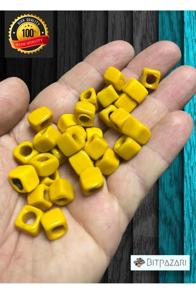 6 Adet El yapımı Kare Cam Boncuk - Kolye ucu , Halhal ucu  - ( 1cm X 1cm kare )
