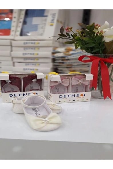 09-12 Aylık 17 Numara Hediyelik Simli Bebek Babet Ayakkabı