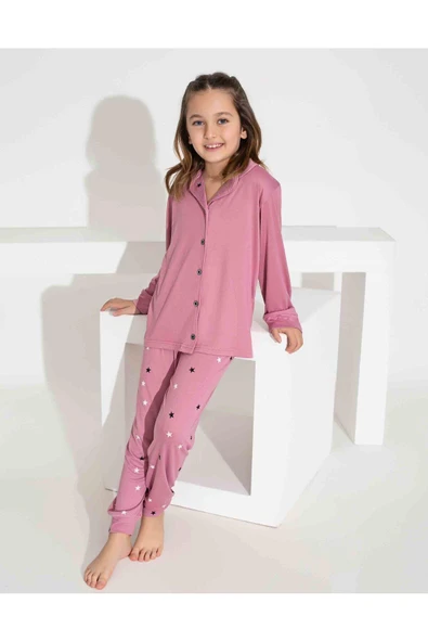Kız Çocuk Yakası Kalp Desenli Düğmeli Uzun Kollu  Pijama Takımı