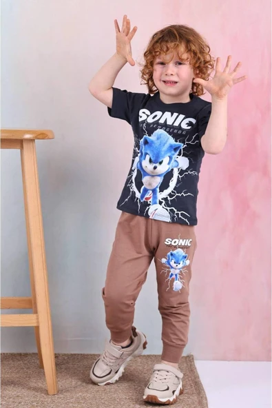 Erkek Çocuk Sonicc Desenli Kısa Kollu Tshırt Eşofman 2'Li Takım ürün görseli