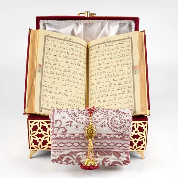 Desenli Kutu Çeyizlik, Seccade + Tesbih + Kuran Hediye Seti (Çanta Boy, Kadife, Bordo, Elif-Vav) - Resim 4