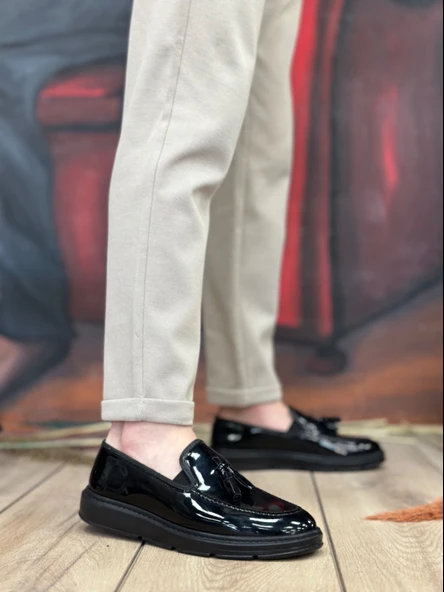 ET0005 Bağcıksız Yüksek Taban Siyah Rugan Klasik Püsküllü Corcik Erkek Ayakkabısı - Resim 2