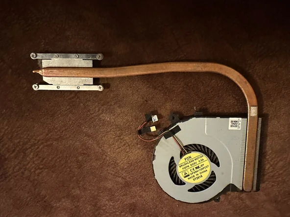 Toshiba C55 SOĞUTUCU FAN BAKIR HEATSING  2.EL KULLANILMIŞ ürün görseli